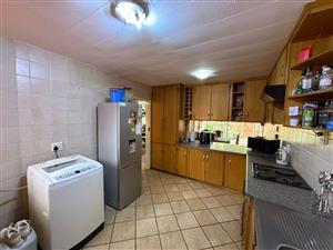 Duplex in Vanderbijlpark is the perfect opportunity for first-time buyers or investors