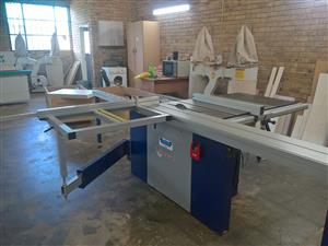 Panel Saw for Sale - 2018 Model MacAfric MJ12-3200 in Excellent Condition.