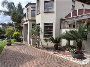 Immaculate home with flat