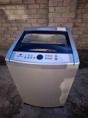 SAMSUNG 13KG TOPLOADER WASHING MACHINE GREAT CONDITION WORKING PERFECTLY DELIVERY CAN BE ARRANGED