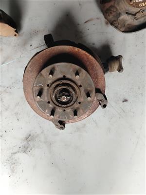 Kia 2.7 stub axle and hub for sale 
