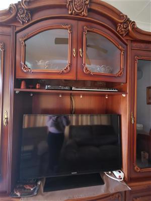 Geene & Richards Wall Unit For Sale 