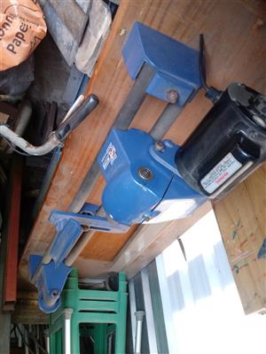 Record Power woodturning lathe