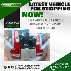 2005 VOLVO V50 2.4 PETROL MANUAL USED TAIL LIGHT 