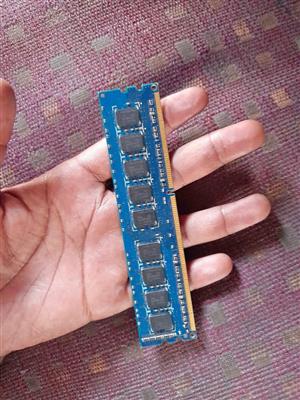 HP DDR3 PCMHz ECC Registered Server Memory Module.