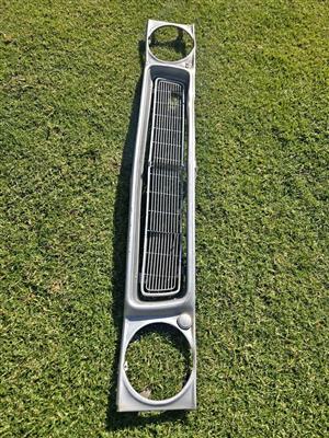 FORD RANCHERO GRILLE 