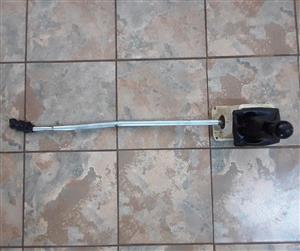 Chev aveo gear lever for sale & spares 