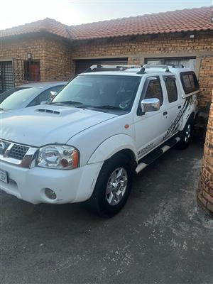 Nissan Np300 Hardbody 2.5 tdi double cab