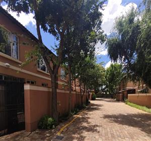 This magnificent Pet-friendly townhouse is priced at an absolutely fantastic bargain.