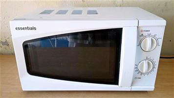 Essential working microwave with problem. 