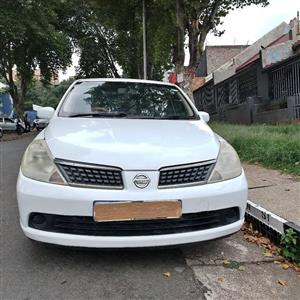 2010 Nissan Tidda