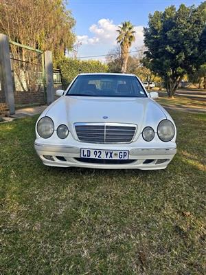 2000 M Benz E430 Sedan V8