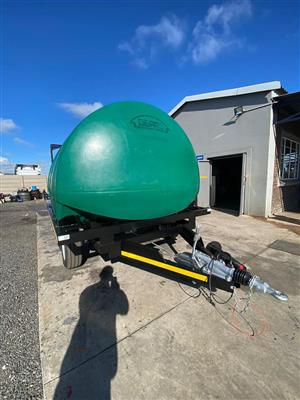 Dust suppression trailer