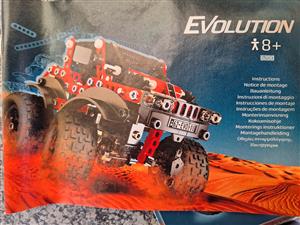 Meccano sets x 2 both for R2000