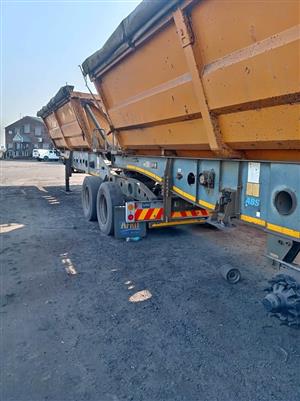 2011 AFRIT SIDE TIPPER