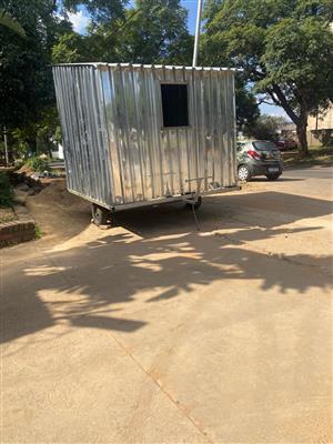 Wendy/Shop/Small 1 Bedroom for SALE