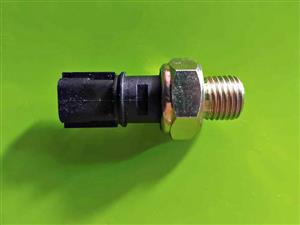 NP200 OIL PRESSURE SWITCH. BRAND NEW. FOR VARIOUS OTHER CARS TOO
