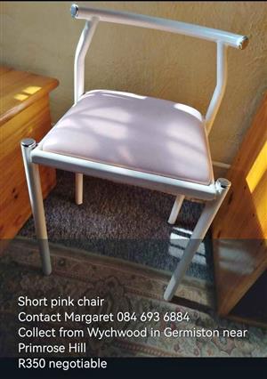 Short stool - pink