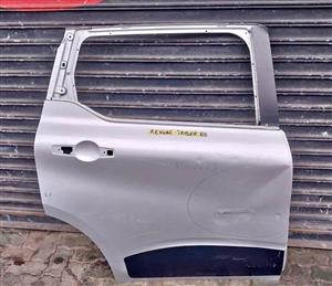 Renault Triber back door