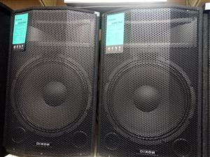Dixon 15 inch Dj/PA dual 800W speakers 