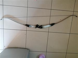 40 Lb Recurve Bow and Arrows