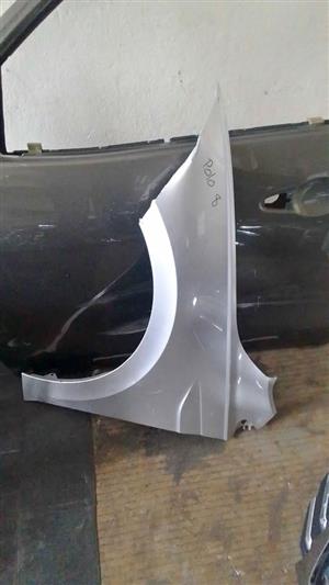 Polo 8 fender