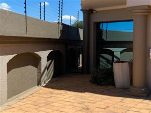 House Rental Monthly in Sonneveld