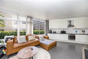 Unfurnished Four Level 3 Bedroom Apartment for Rent in Rondebosch