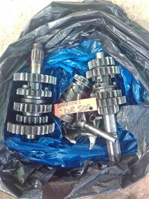 Suzuki DR 500 gearbox