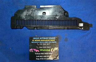 Right Chassis Cover for Renault Clio 4 