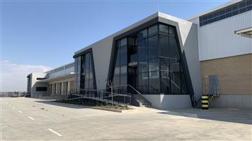 Warehouse to let in Airport Park