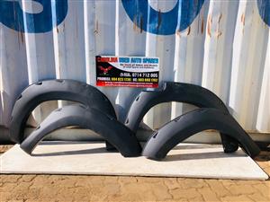 Toyota Hilux Gd6 DBL CAB right and right wheel arch double cab (set)(2016)