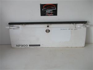 Nissan NP300 Hardbody Tailgate