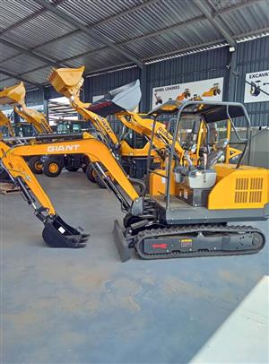 3 Ton EXCAVATOR