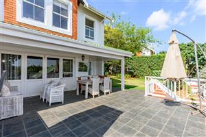 Townhouse For Sale in Mount Edgecombe Country Club Estate