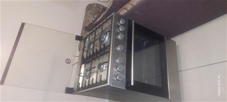 Hisense 4 plate gas stove and oven