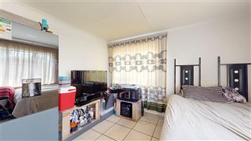 Income-Generating Property on Main Road — Dawnview Germiston