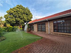 !Warm Colouring and Exciting!