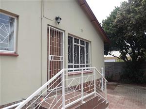 Garden Cottage Rental Monthly in Claremont