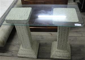 GLASS ENTRANCE TABLE S065083B