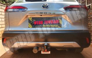 Toyota Corolla Cross XS Hybrid Standard/Detachable Towbars
