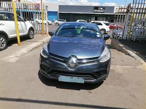 2019 Renault Clio 900T Turbo with a Service history keyless