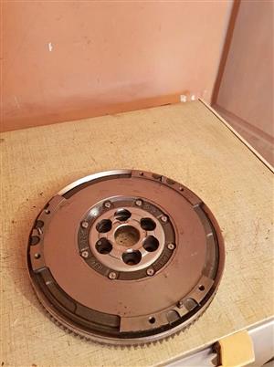 NEW FIAT OR ALFA JTD DUEL MASS FLYWHEEL FORSALE