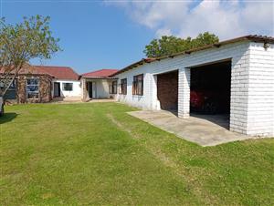 Small Holding For Sale in Hallgate