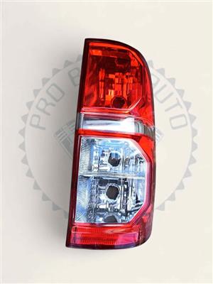 TOYOTA HILUX D4D RIGHTSIDE TAIL LIGHT AVAILABLE FOR SALE