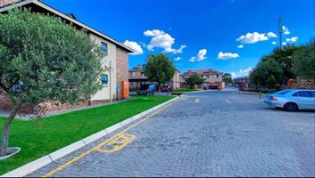 Apartment For Sale in Alrode South