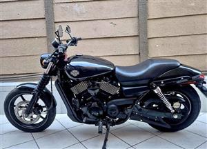 HARLEY DAVIDSON STREET 750 CC (EXCELLENT CONDITION)