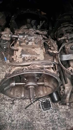 Nissan FE6 6 speed gearbox.