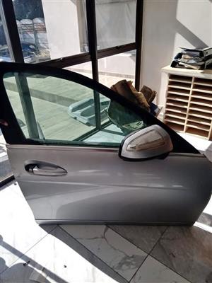 Stripping Mercedes benz c220 cdi W204 for spares