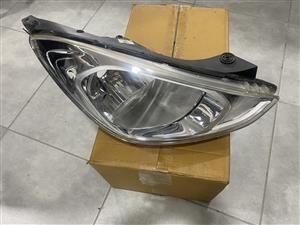 2022 HYUNDAI ATOS HEADLIGHT RIGHT SIDE FOR SALE. IN EXCELLENT CONDITION
